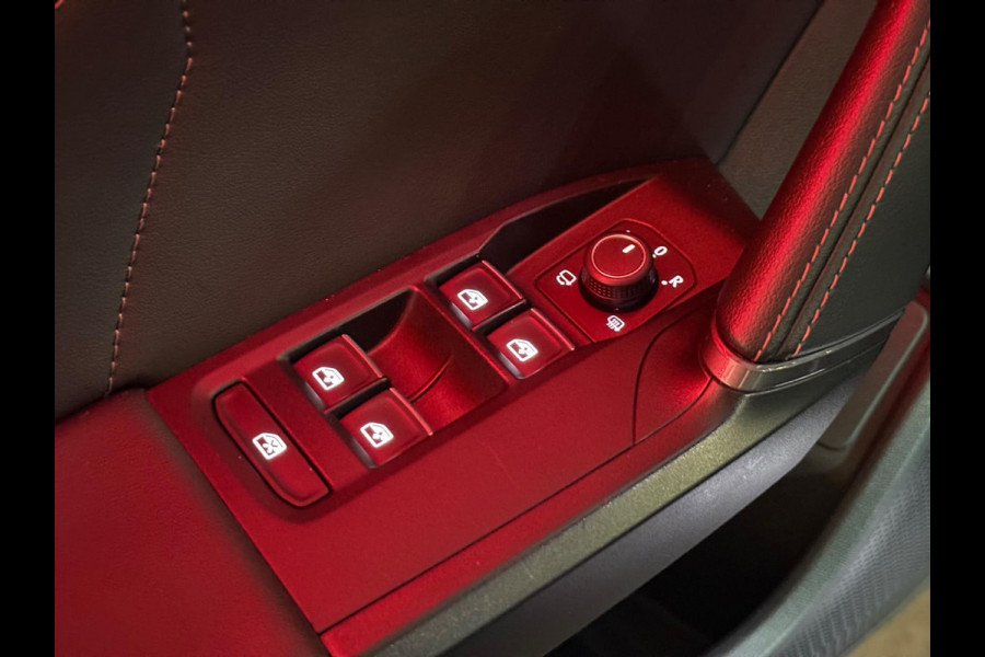 CUPRA Formentor 2.0 TSI 4DRIVE | Brembo| Pano | Trekhaak | Leer | Keyless | Camera | memory