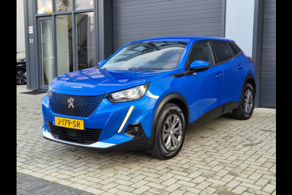 Peugeot e-2008 EV Active 50 kWh Carplay / NAP / ACTIE !