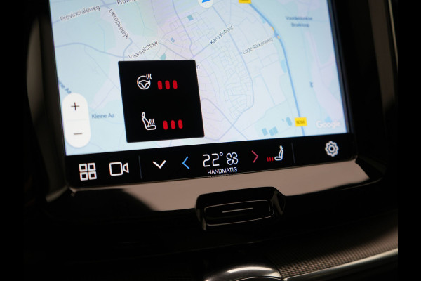 Volvo XC60 T6 AWD Ultimate Dark Long Range Plug In Hybrid 350pk Dealer O.H. PHEV | Panodak | Adaptive Cruise | Head Up | 360 Camera | Lederen Sportstoelen Memory & Verwarmd | 21"L.M | Google Assistent | Stuur Verwarmd | DAB |