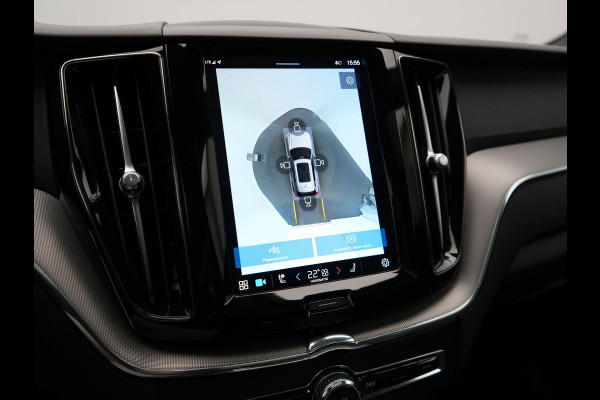 Volvo XC60 T6 AWD Ultimate Dark Long Range Plug In Hybrid 350pk Dealer O.H. PHEV | Panodak | Adaptive Cruise | Head Up | 360 Camera | Lederen Sportstoelen Memory & Verwarmd | 21"L.M | Google Assistent | Stuur Verwarmd | DAB |