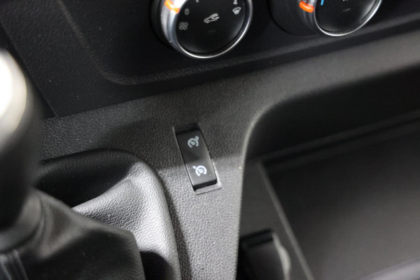 Opel Movano 2.3 Turbo L3H2 IMPERIAAL TREKHAAK