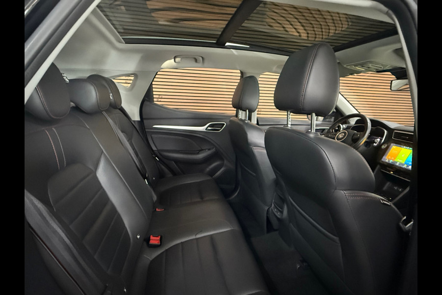 MG ZS 1.0 Luxury 110pk Pano | Navi | Camera | Carplay | Leder | 17"| Climate
