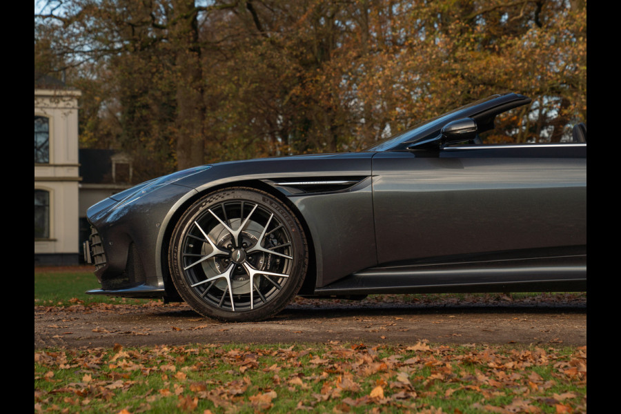 Aston Martin DB12 Volante 4.0 V8 | Bowers & Wilkins | Xenon Grey | 360 cam