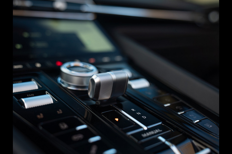 Aston Martin DB12 Volante 4.0 V8 | Bowers & Wilkins | Xenon Grey | 360 cam