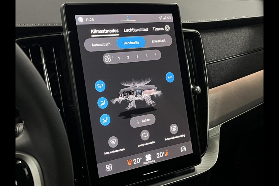 Volvo XC90 2.0 T8 Plug-in hybrid AWD Ultra Dark Luchtvering | Open dak | Massage | Adapt. cruise | Head-up | Stoelventilatie/-verwarming