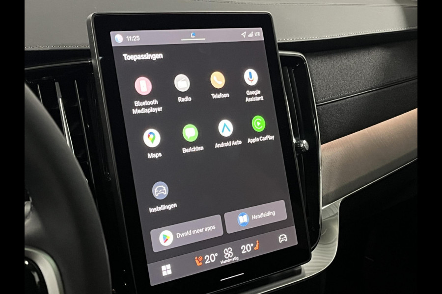 Volvo XC90 2.0 T8 Plug-in hybrid AWD Ultra Dark Luchtvering | Open dak | Massage | Adapt. cruise | Head-up | Stoelventilatie/-verwarming