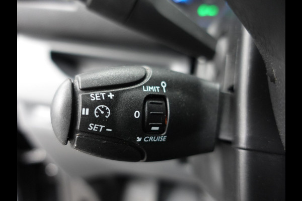 Opel Vivaro-e L3 75kWh 6-Persoons Dubbele Cabine Automaat Airco Navi 2 x Schuifdeur