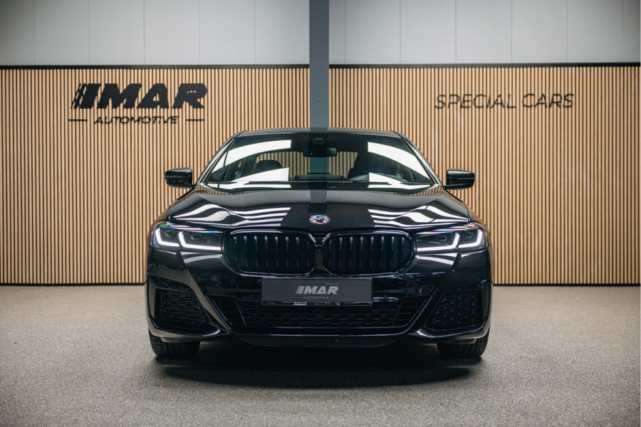 BMW 5 Serie 545e xDrive M pakket | Stoel Verkoeling/verwarming | Harman/Kardon | 360 camera | Luxe stoelen | Alcantara Hemel |