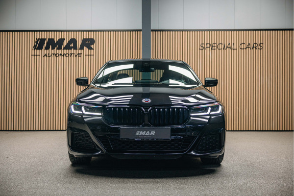 BMW 5 Serie 545e xDrive M pakket | Stoel Verkoeling/verwarming | Harman/Kardon | 360 camera | Luxe stoelen | Alcantara Hemel |