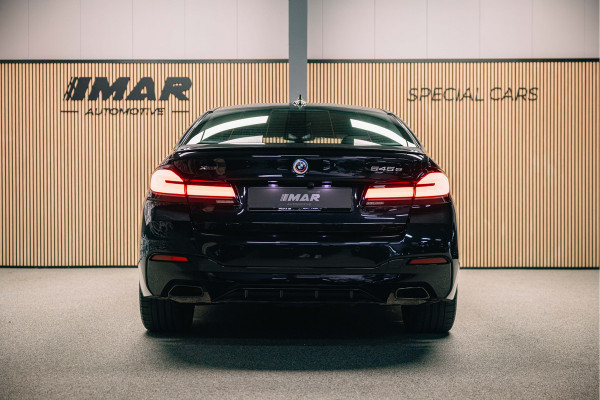 BMW 5 Serie 545e xDrive M pakket | Stoel Verkoeling/verwarming | Harman/Kardon | 360 camera | Luxe stoelen | Alcantara Hemel |