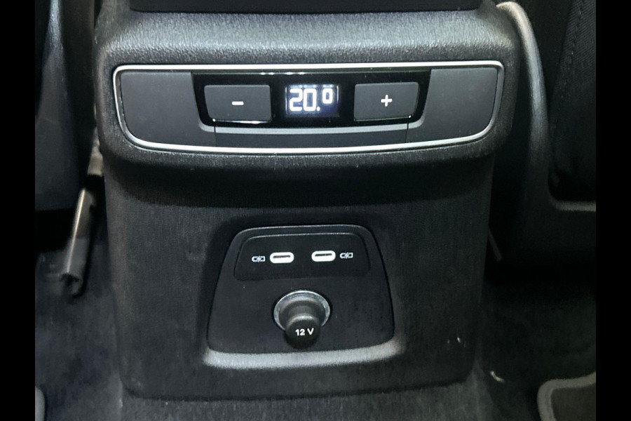 Audi Q4 e-tron 40 Launch edition Advanced Plus 77 kWh Trekhaak Adaptieve Cruise Panoramadak Virtual-cockpit Stuur/Stoel Verwarming