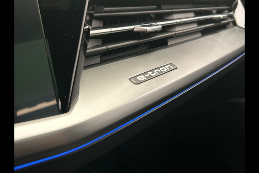 Audi Q4 e-tron 40 Launch edition Advanced Plus 77 kWh Trekhaak Adaptieve Cruise Panoramadak Virtual-cockpit Stuur/Stoel Verwarming