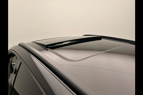 Audi Q4 e-tron 40 Launch edition Advanced Plus 77 kWh Trekhaak Adaptieve Cruise Panoramadak Virtual-cockpit Stuur/Stoel Verwarming