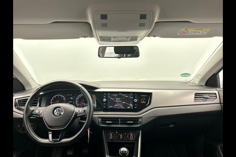 Volkswagen Polo 1.0 TSI Comfortline Navigatie Adaptieve Cruise Control Car play Orgineel Nederlands