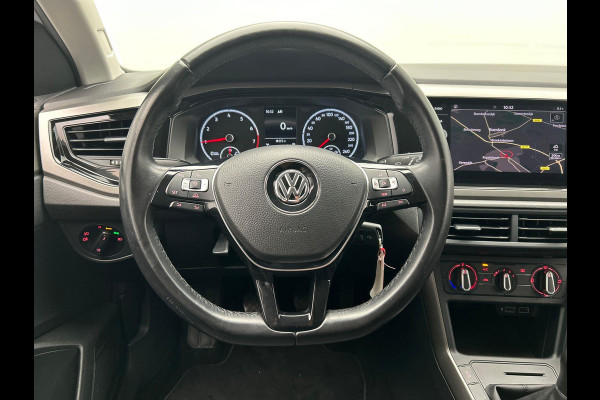 Volkswagen Polo 1.0 TSI Comfortline Navigatie Adaptieve Cruise Control Car play Orgineel Nederlands