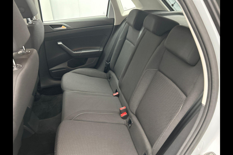 Volkswagen Polo 1.0 TSI Comfortline Navigatie Adaptieve Cruise Control Car play Orgineel Nederlands