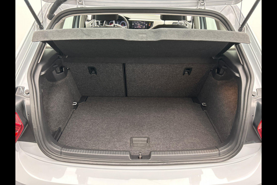 Volkswagen Polo 1.0 TSI Comfortline Navigatie Adaptieve Cruise Control Car play Orgineel Nederlands