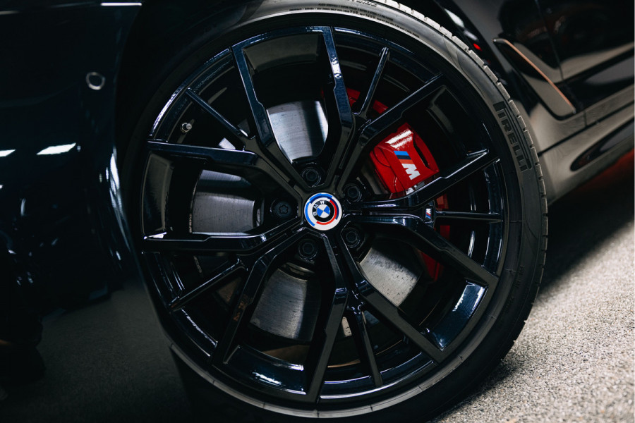 BMW 5 Serie 545e xDrive M pakket | Stoel Verkoeling/verwarming | Harman/Kardon | 360 camera | Luxe stoelen | Alcantara Hemel |