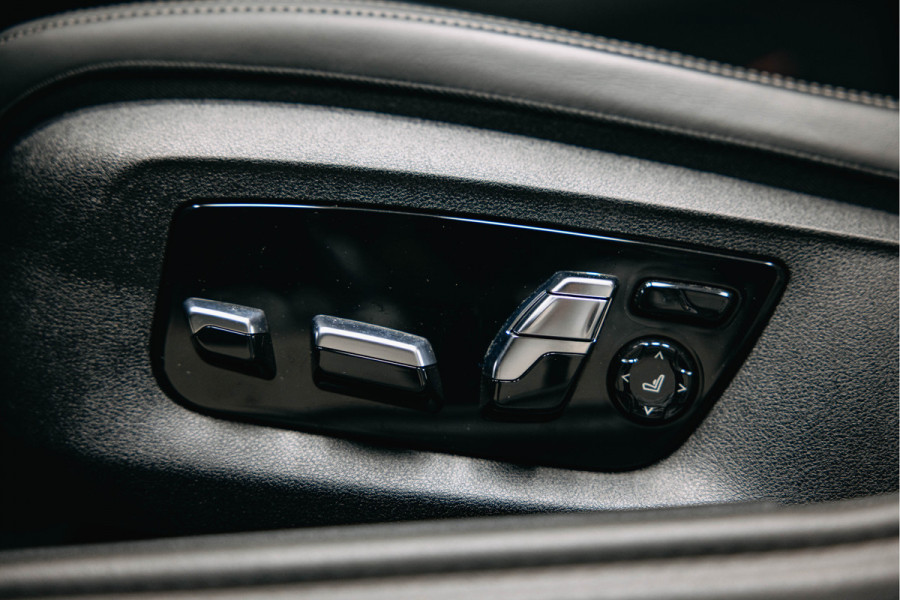 BMW 5 Serie 545e xDrive M pakket | Stoel Verkoeling/verwarming | Harman/Kardon | 360 camera | Luxe stoelen | Alcantara Hemel |