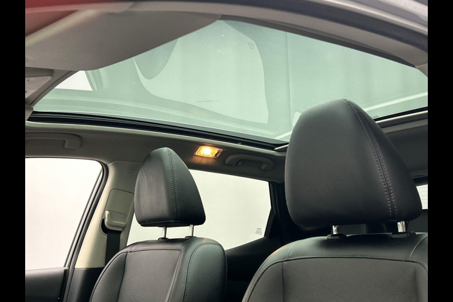 Nissan QASHQAI 1.2 Tekna Panoramadak Trekhaak Stoelverwarming 360 camera Leder