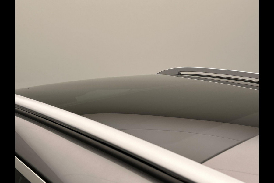 Nissan QASHQAI 1.2 Tekna Panoramadak Trekhaak Stoelverwarming 360 camera Leder