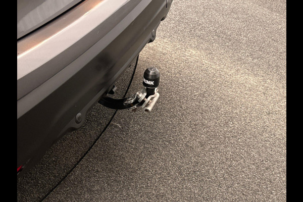 Nissan QASHQAI 1.2 Tekna Panoramadak Trekhaak Stoelverwarming 360 camera Leder