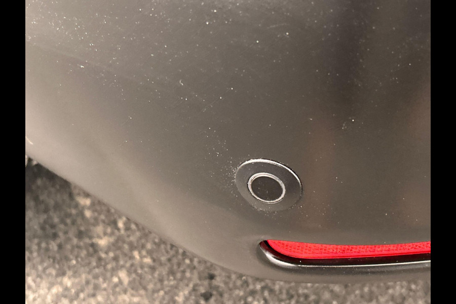 Nissan QASHQAI 1.2 Tekna Panoramadak Trekhaak Stoelverwarming 360 camera Leder