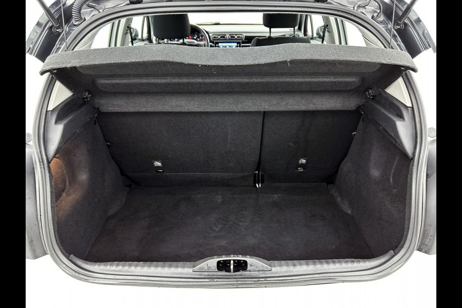 Citroën C3 1.2 110PK 6 Versn. PureTech Business * Distributie vv bij 94.000KM * Navigatie / Pdc+Camera / Airco-ecc./ Radio multimedia / / Apk 06-2027