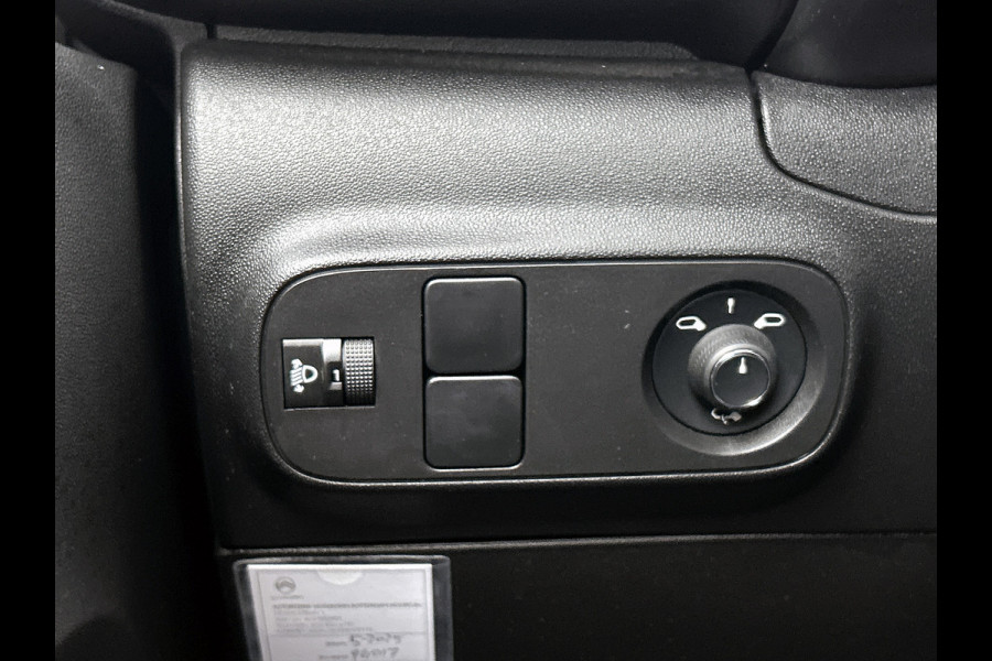 Citroën C3 1.2 110PK 6 Versn. PureTech Business * Distributie vv bij 94.000KM * Navigatie / Pdc+Camera / Airco-ecc./ Radio multimedia / / Apk 06-2027