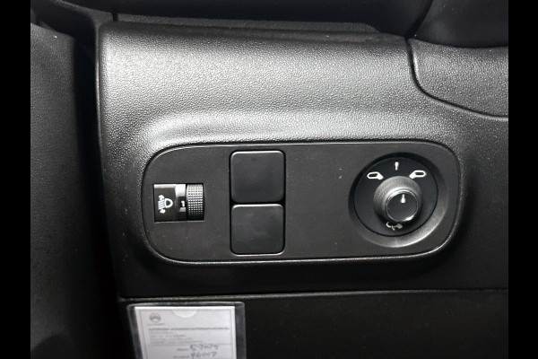 Citroën C3 1.2 110PK 6 Versn. PureTech Business * Distributie vv bij 94.000KM * Navigatie / Pdc+Camera / Airco-ecc./ Radio multimedia / / Apk 06-2027