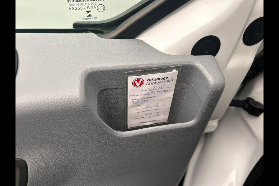 Ford Transit 330 2.0 TDCI L3H2 Trend Camera Apple Carplay Cruise Control Trekhaak