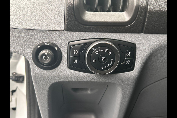 Ford Transit 330 2.0 TDCI L3H2 Trend Camera Apple Carplay Cruise Control Trekhaak