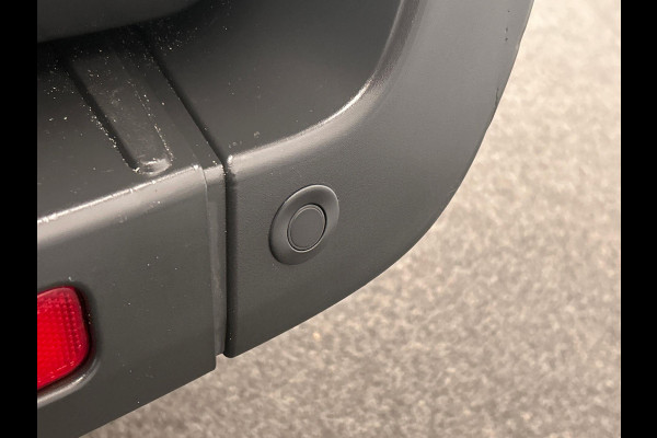 Ford Transit 330 2.0 TDCI L3H2 Trend Camera Apple Carplay Cruise Control Trekhaak