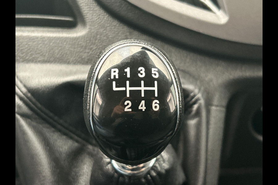 Ford Transit 330 2.0 TDCI L3H2 Trend Camera Apple Carplay Cruise Control Trekhaak