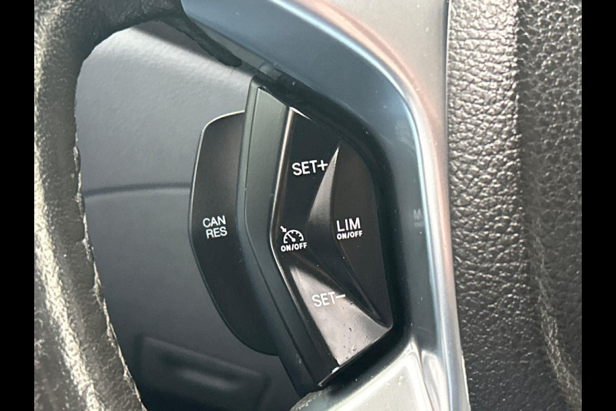 Ford Transit 330 2.0 TDCI L3H2 Trend Camera Apple Carplay Cruise Control Trekhaak