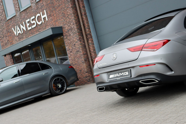 Mercedes-Benz CLA-Klasse 250 e AMG Line | Distronic+ | Panoramadak | Memory | Burmester | HUD | Surround Camera | Keyless Go | Nightpakket | Augmented Reality |