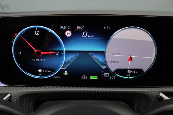 Mercedes-Benz CLA-Klasse 250 e AMG Line | Distronic+ | Panoramadak | Memory | Burmester | HUD | Surround Camera | Keyless Go | Nightpakket | Augmented Reality |