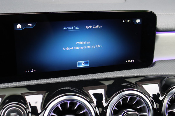 Mercedes-Benz CLA-Klasse 250 e AMG Line | Distronic+ | Panoramadak | Memory | Burmester | HUD | Surround Camera | Keyless Go | Nightpakket | Augmented Reality |