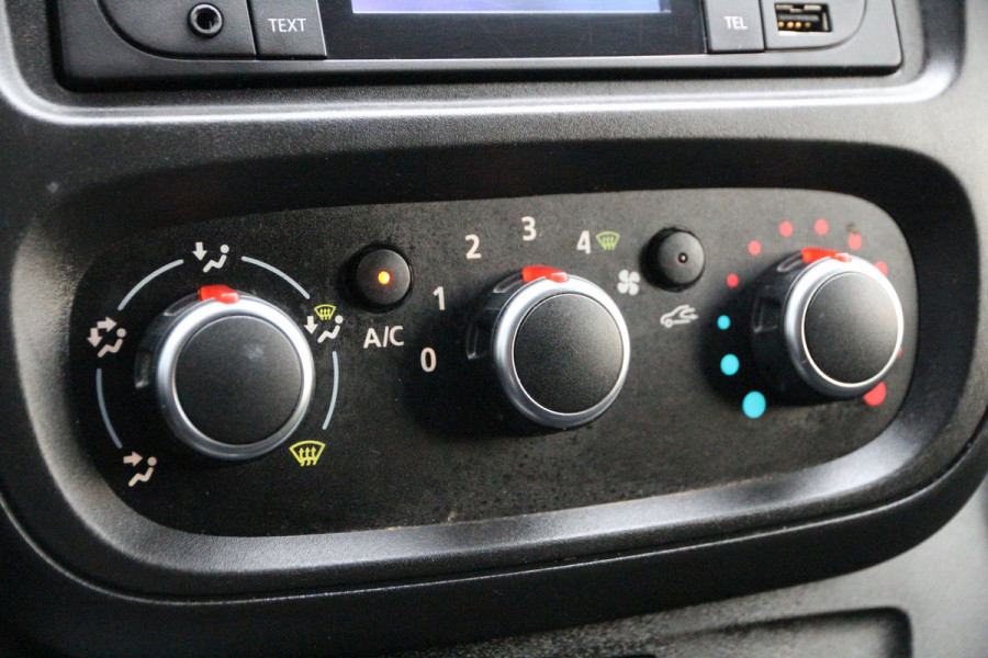 Renault Trafic 2.0 DCI 150 | L2H1 | Trekhaak | Imperiaal | Cruise | Airco..