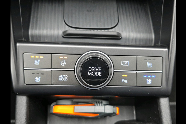 Hyundai Kona 1.6 GDI HEV Premium | Automaat | 360 Camera | Trekhaak | Stoelverwarming/koeling | Volleder | Navigatie |