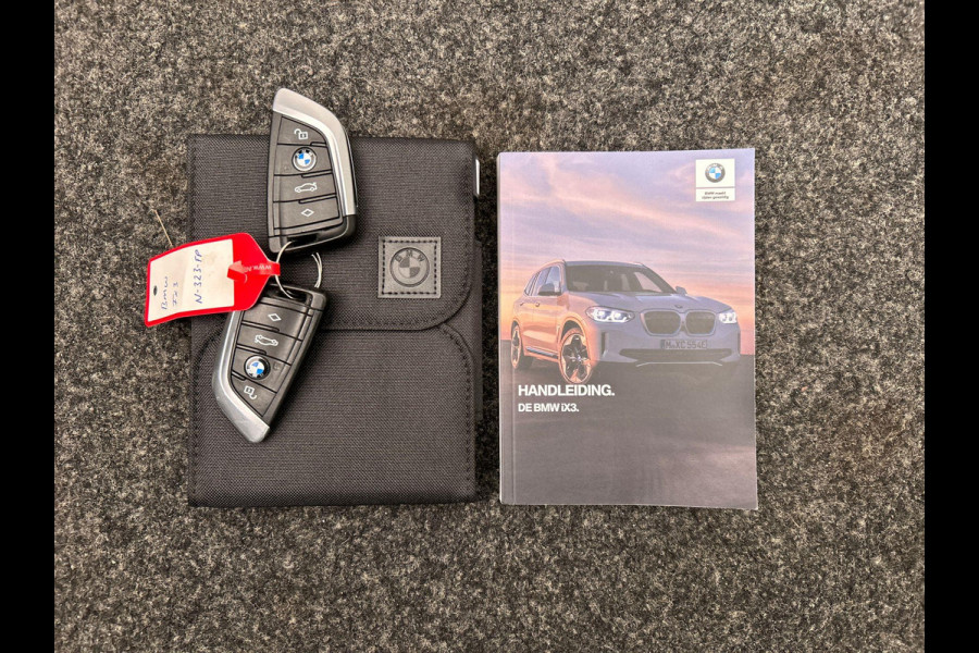 BMW iX3 High Executive 80 kWh Head/up Harman/Kardon Camera Panoramadak Origineel NL