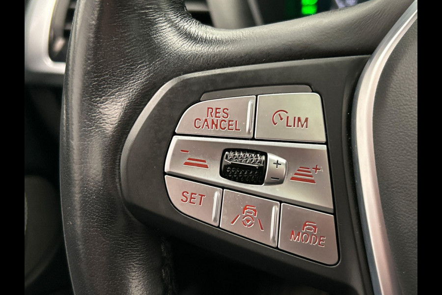 BMW iX3 High Executive 80 kWh Head/up Harman/Kardon Camera Panoramadak Origineel NL