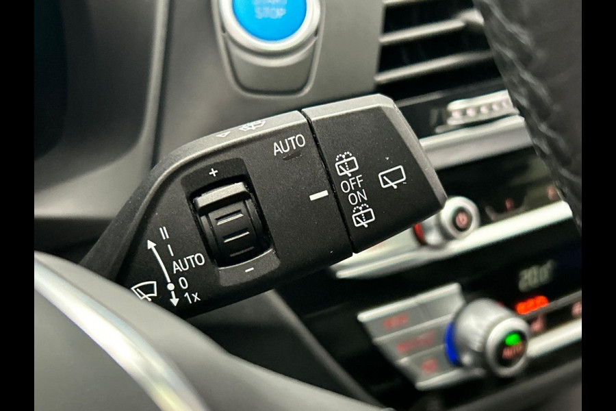 BMW iX3 High Executive 80 kWh Head/up Harman/Kardon Camera Panoramadak Origineel NL