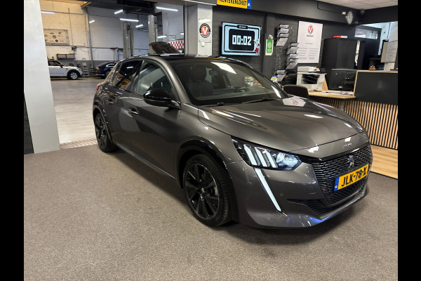 Peugeot 208 1.2 PureTech GT / Automaat / Panorama-dak / carplay / navigatie