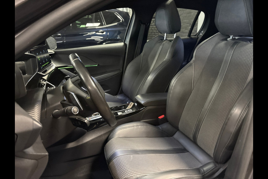 Peugeot 208 1.2 PureTech GT / Automaat / Panorama-dak / carplay / navigatie