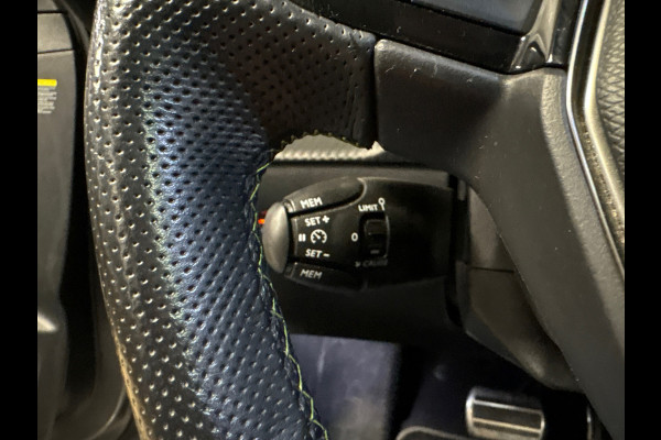 Peugeot 208 1.2 PureTech GT / Automaat / Panorama-dak / carplay / navigatie