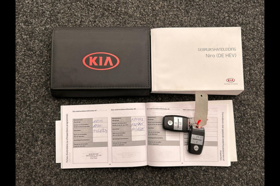 Kia Niro 1.6 GDi Hybrid DynamicLine Pano/dak Trekhaak Adaptieve/Cruise Navigatie 1e Eigenaar