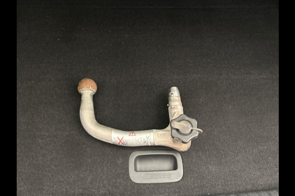 Kia Niro 1.6 GDi Hybrid DynamicLine Pano/dak Trekhaak Adaptieve/Cruise Navigatie 1e Eigenaar