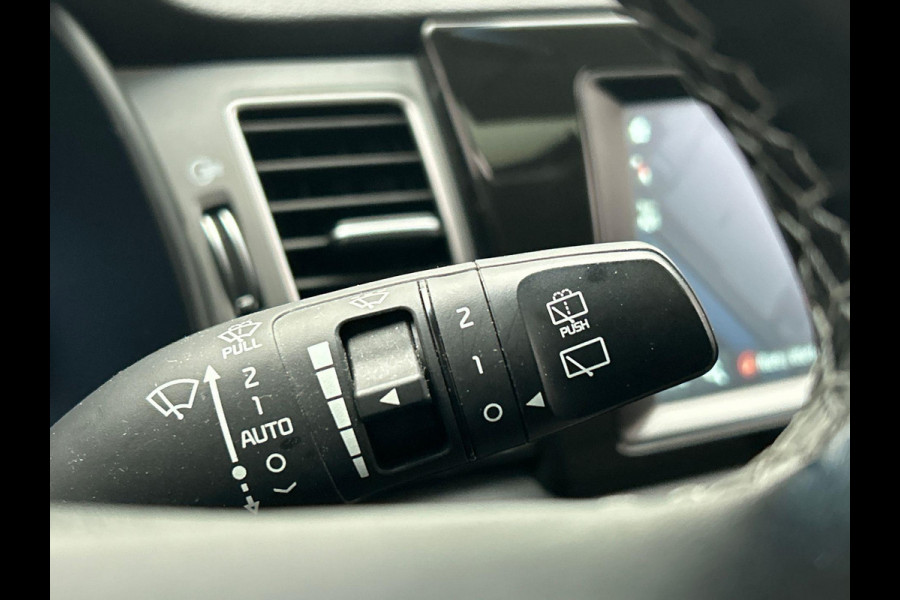 Kia Niro 1.6 GDi Hybrid DynamicLine Pano/dak Trekhaak Adaptieve/Cruise Navigatie 1e Eigenaar