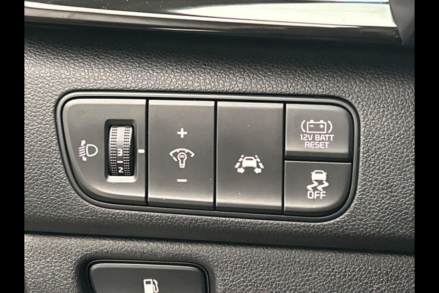 Kia Niro 1.6 GDi Hybrid DynamicLine Pano/dak Trekhaak Adaptieve/Cruise Navigatie 1e Eigenaar